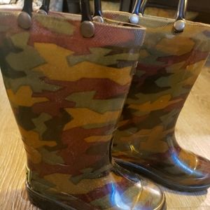 Camouflage Kids Rain Boots Size 6